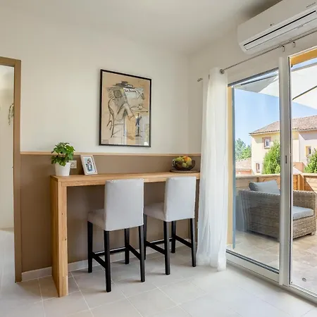 Apartment Domitia Roussillon Luberon Roussillon (Vaucluse)